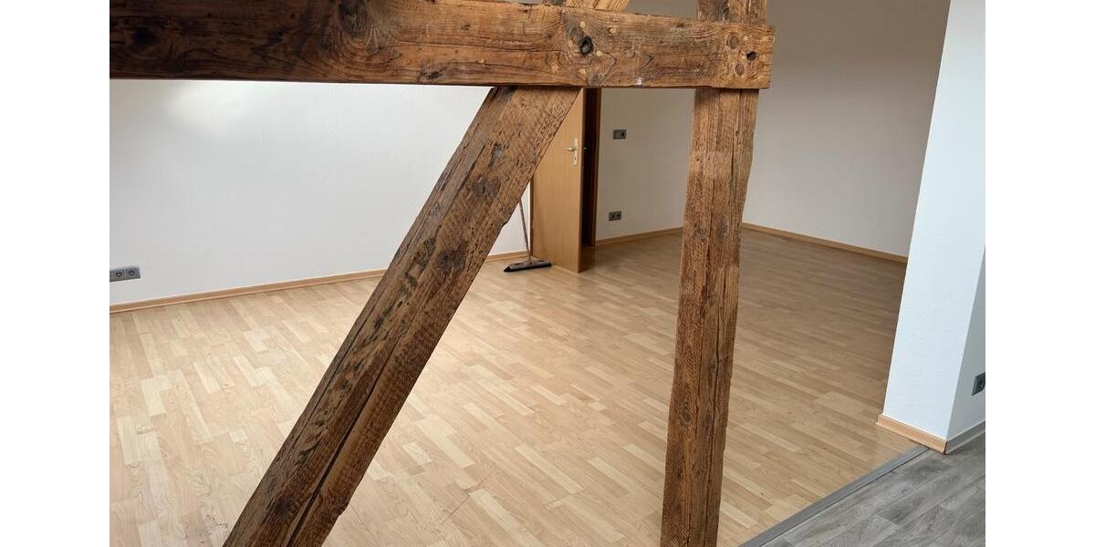 Etagenwohnung Lennestadt - 3 Zimmer, 79 m&sup2;, 580&euro; | Angebot:25979636