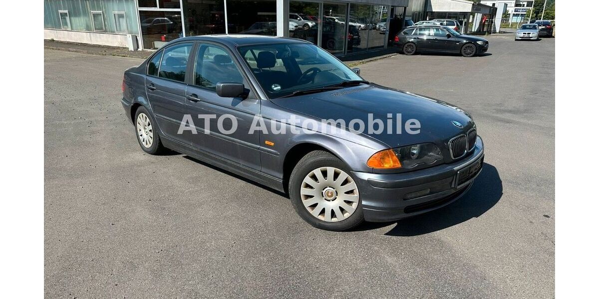 BMW 323 220.000 km 2.799 &euro; Daaden 57567