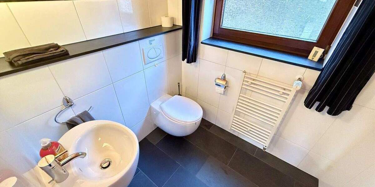 Einfamilienhaus Betzdorf - 7 Zimmer, 268 m&sup2;, 449.000&euro; | Angebot:25691928