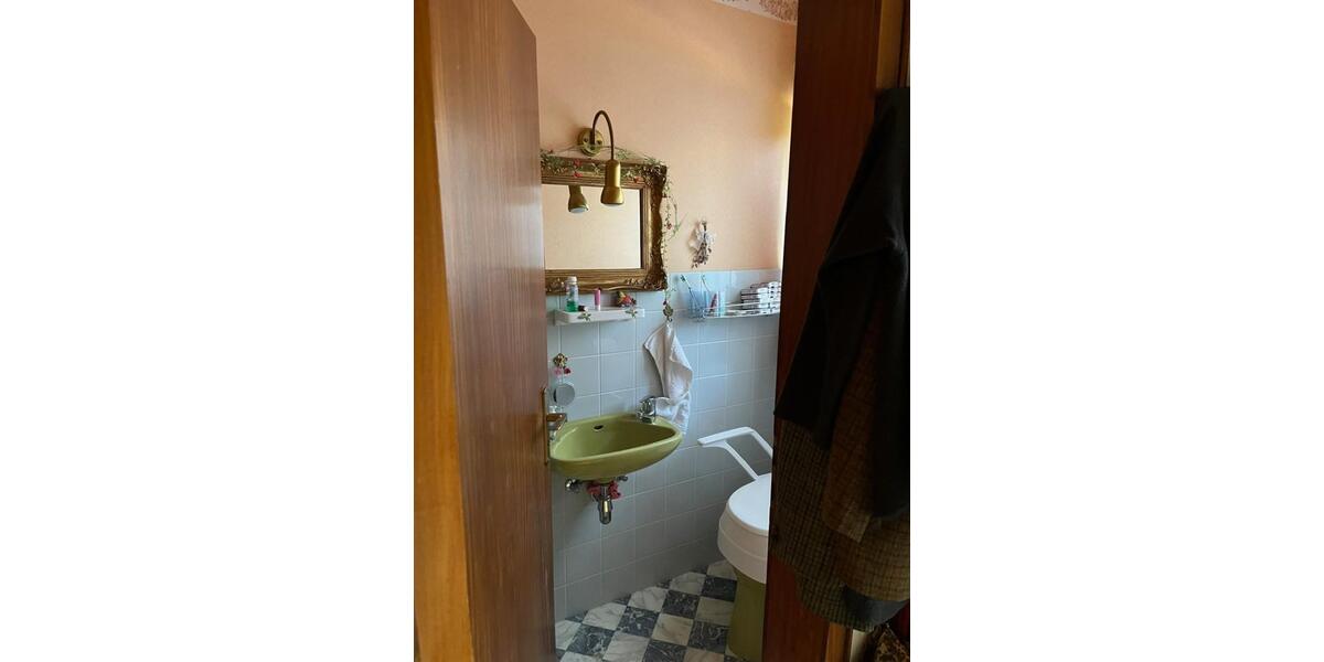 Etagenwohnung Siegen Kaan-Marienborn - 3 Zimmer, 120 m&sup2;, 1.050&euro; | Angebot:25942432