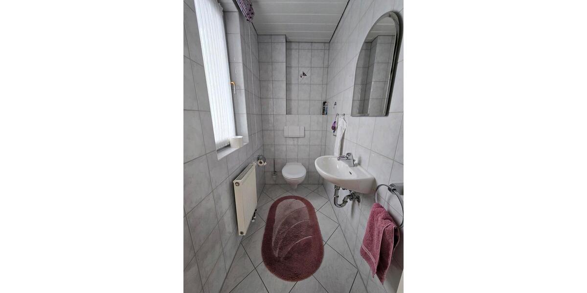 Einfamilienhaus Netphen - 3 Zimmer, 80 m&sup2;, 870&euro; | Angebot:25995535