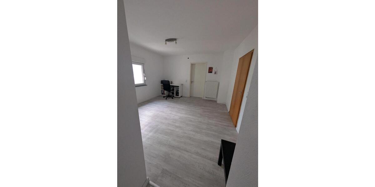 Bauernhaus, Landhaus Hachenburg - 7 Zimmer, 180 m&sup2;, 249.000&euro; | Angebot:24148949