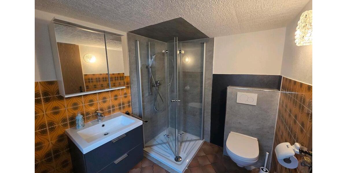 Einfamilienhaus Wilnsdorf - 9 Zimmer, 205 m&sup2;, 159.000&euro; | Angebot:26962353