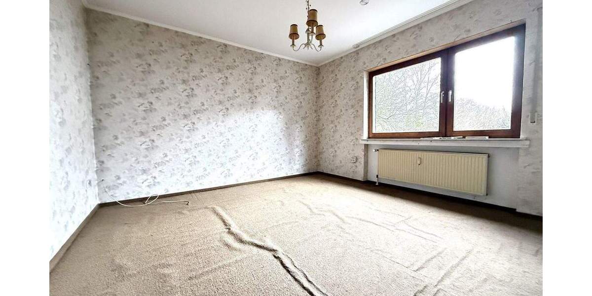 Einfamilienhaus Kirchen VG Freusburg - 6 Zimmer, 198 m&sup2;, 198.000&euro; | Angebot:25691930