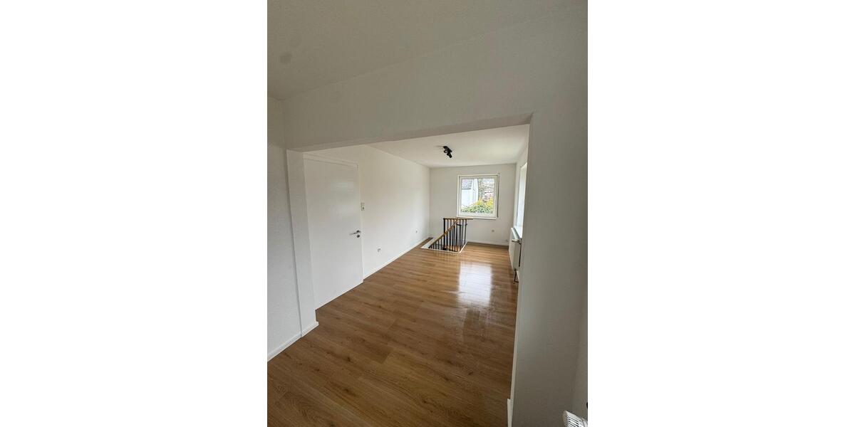 Etagenwohnung Siegen - 3 Zimmer, 95 m&sup2;, 237.599&euro; | Angebot:27224325