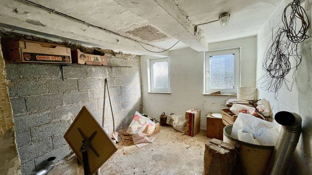 Doppelhaushälfte Kirchhundem / Heinsberg Heinsberg - 1 Zimmer, 196 m&sup2;, 130.000&euro; | Angebot:25688448