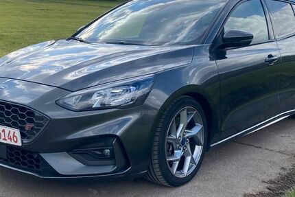 Ford Focus 251.147 km 11.850 &euro; Kirchhundem 57399