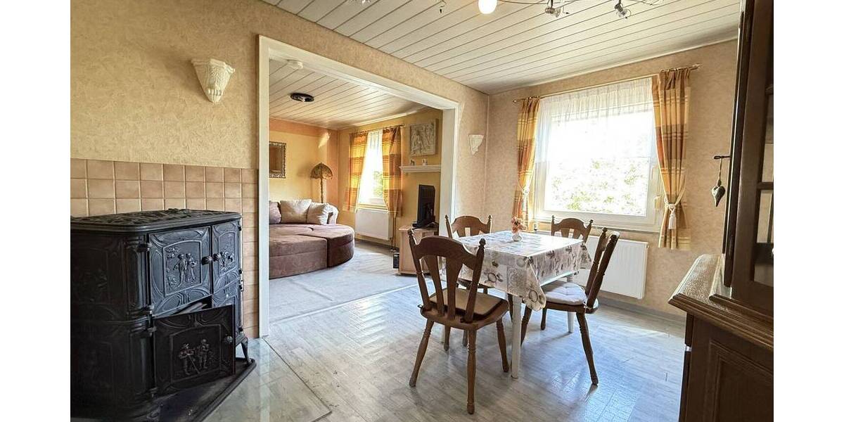 Einfamilienhaus Daaden - 7 Zimmer, 150 m&sup2;, 249.000&euro; | Angebot:25691816