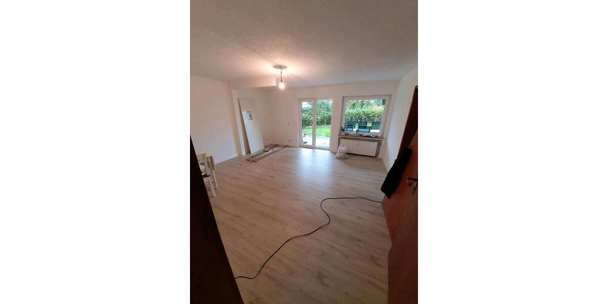Terrassenwohnung Siegen Dillnhütten - 3 Zimmer, 82 m&sup2;, 950&euro; | Angebot:26683006