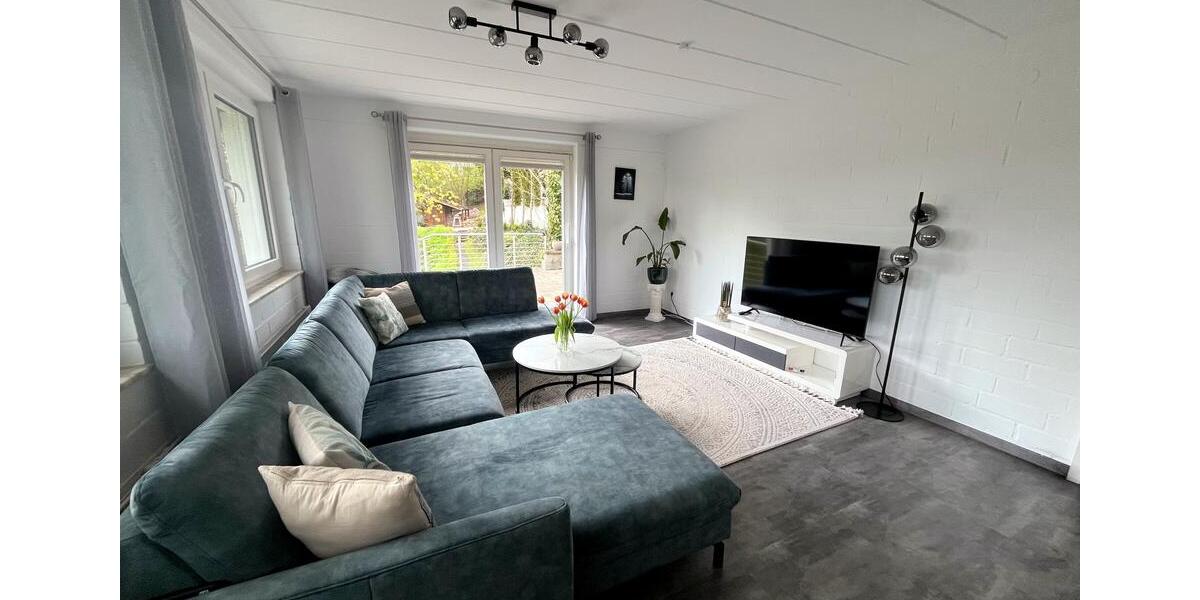 Terrassenwohnung Wissen - 4 Zimmer, 150 m&sup2;, 950&euro; | Angebot:26441225