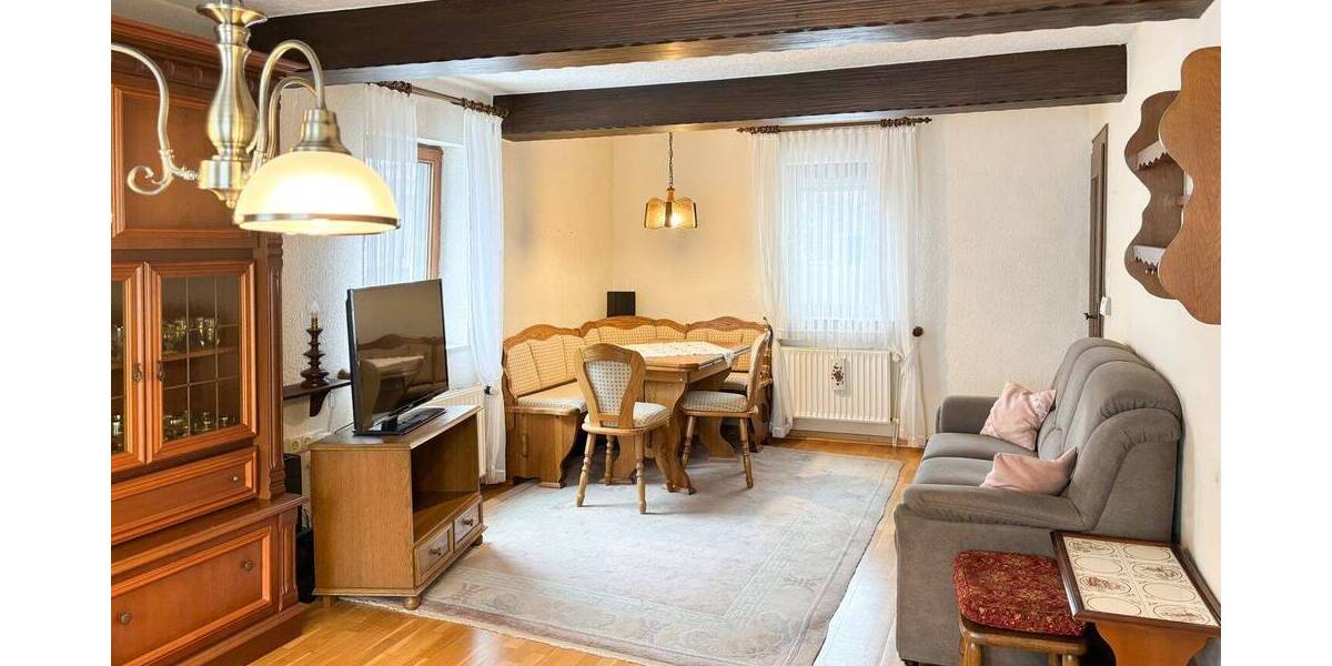 Mehrfamilienhaus, Wohnhaus Hamm/Sieg Sieg - 6 Zimmer, 214 m&sup2;, 129.000&euro; | Angebot:25691824