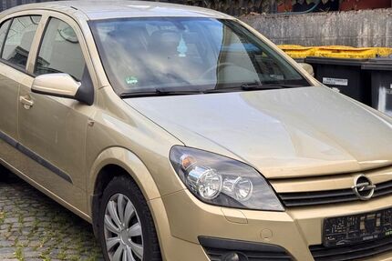 Opel Astra 135.480 km 2.250 &euro; Herborn 35745