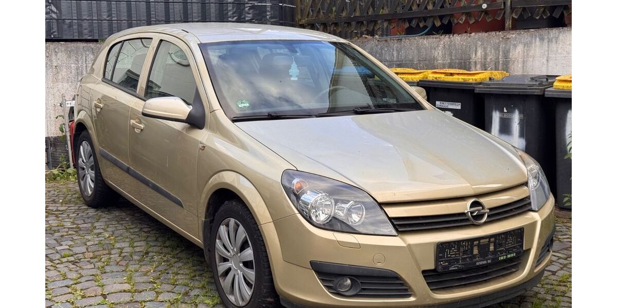 Opel Astra 135.480 km 2.250 &euro; Herborn 35745