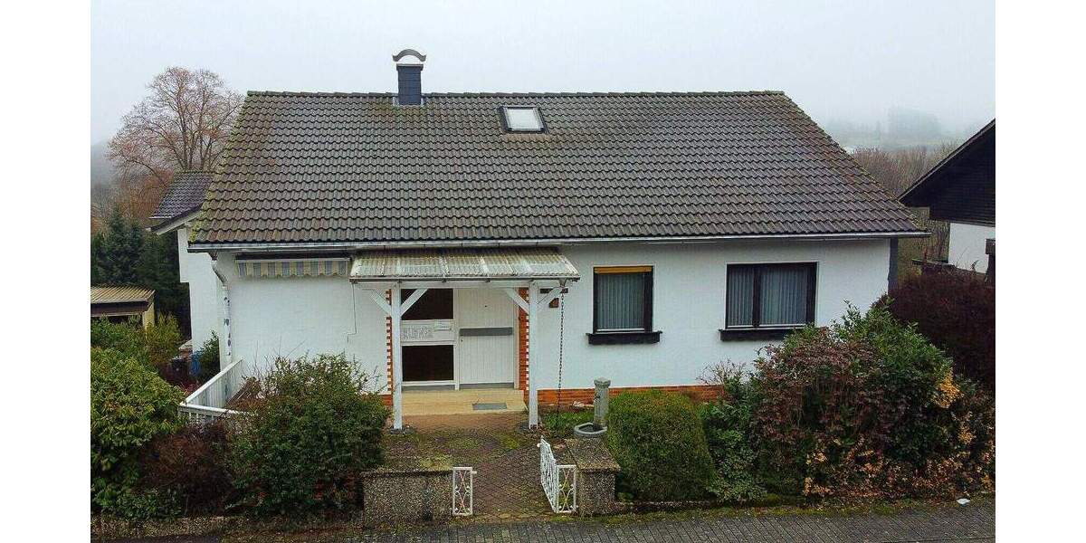 Einfamilienhaus Dietzhölztal / Steinbrücken Steinbrücken - 8 Zimmer, 200 m&sup2;, 248.500&euro; | Angebot:25675388