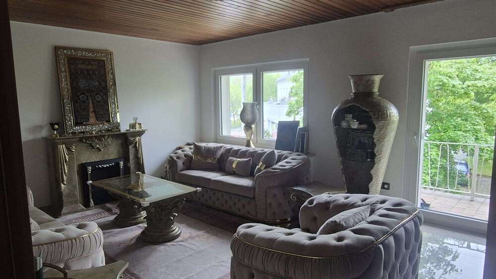 Einfamilienhaus Hilchenbach-Dahlbruch Dahlbruch - 5 Zimmer, 180 m&sup2;, 2.300&euro; | Angebot:27503299