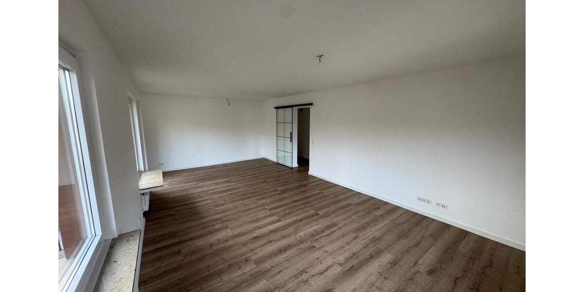 Etagenwohnung Siegen - 3 Zimmer, 86 m&sup2;, 825&euro; | Angebot:25958291