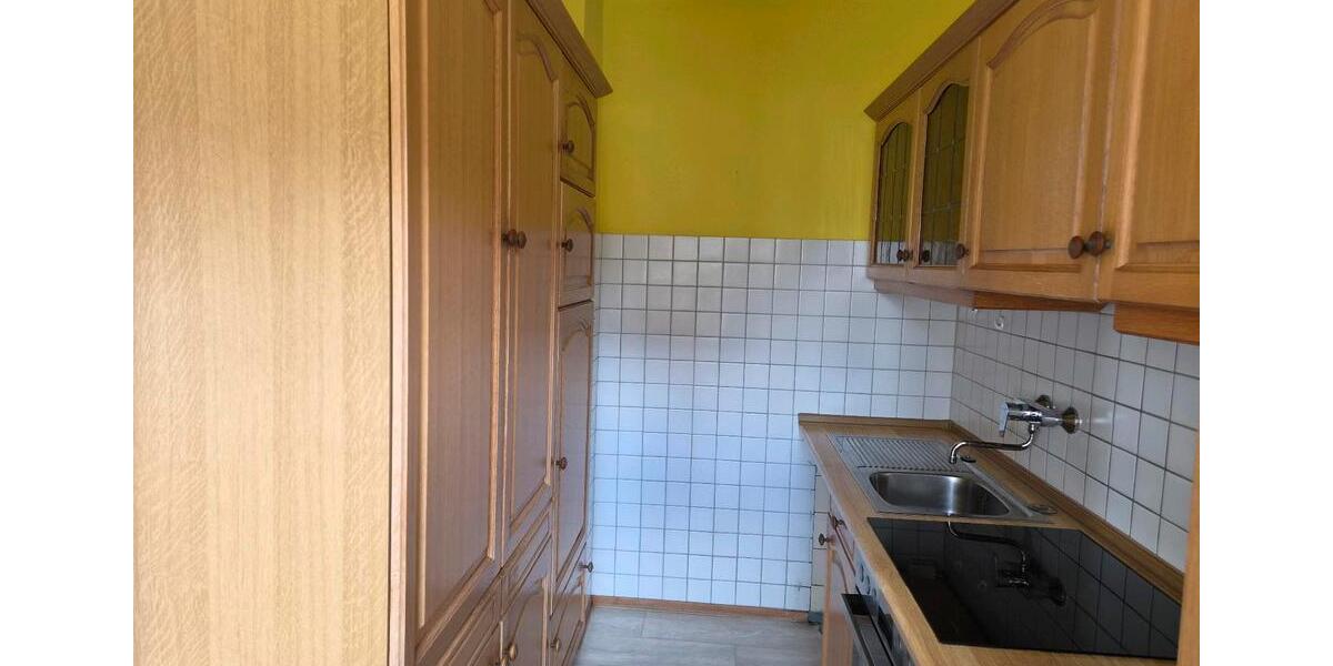 Erdgeschoßwohnung Siegen Dillnhütten - 5 Zimmer, 106 m&sup2;, 700&euro; | Angebot:26048054