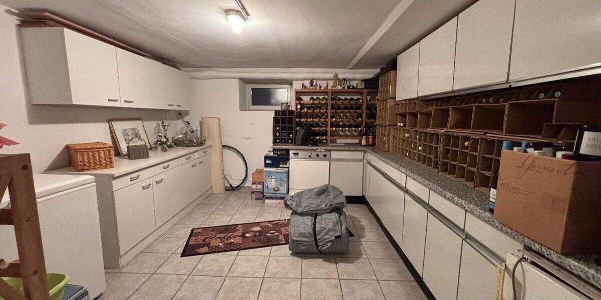 Bauernhaus, Landhaus Olpe Rhonard - 1 Zimmer, 390 m&sup2;, 1.180.000&euro; | Angebot:25666276