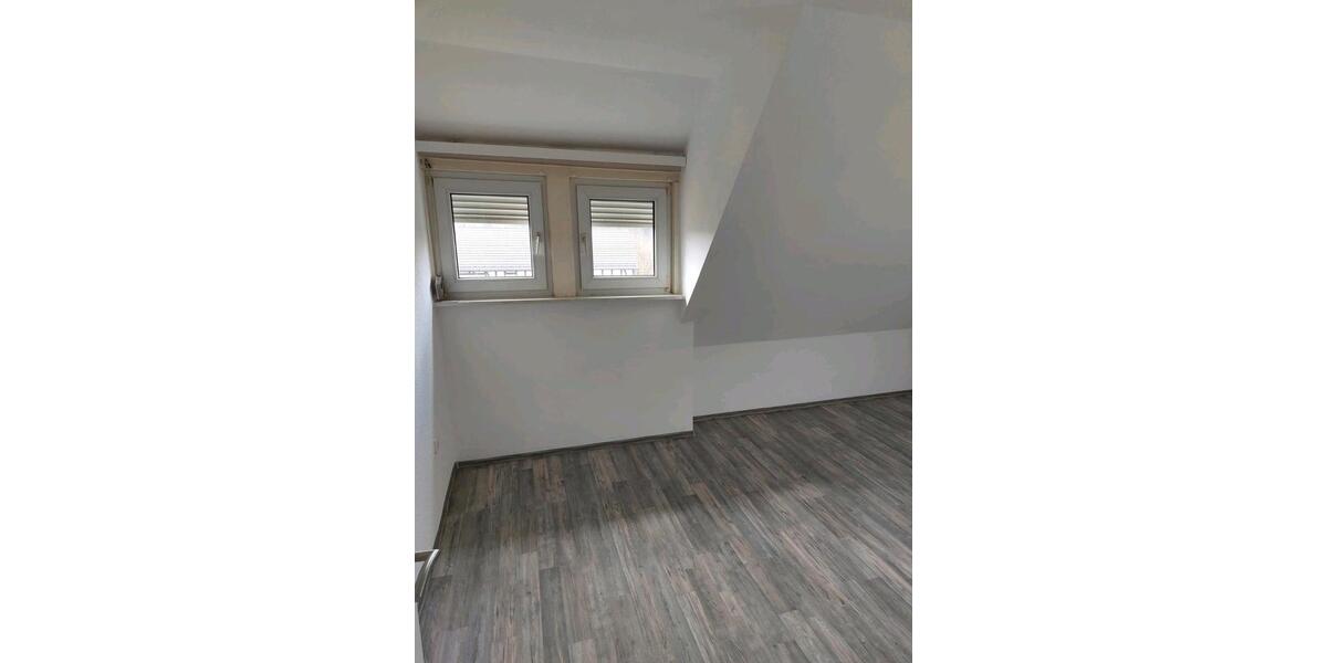 Etagenwohnung Hilchenbach - 3.5 Zimmer, 67 m&sup2;, 850&euro; | Angebot:25349127