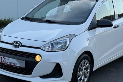 Hyundai i10 27.987 km 8.200 &euro; Wilnsdorf 57234