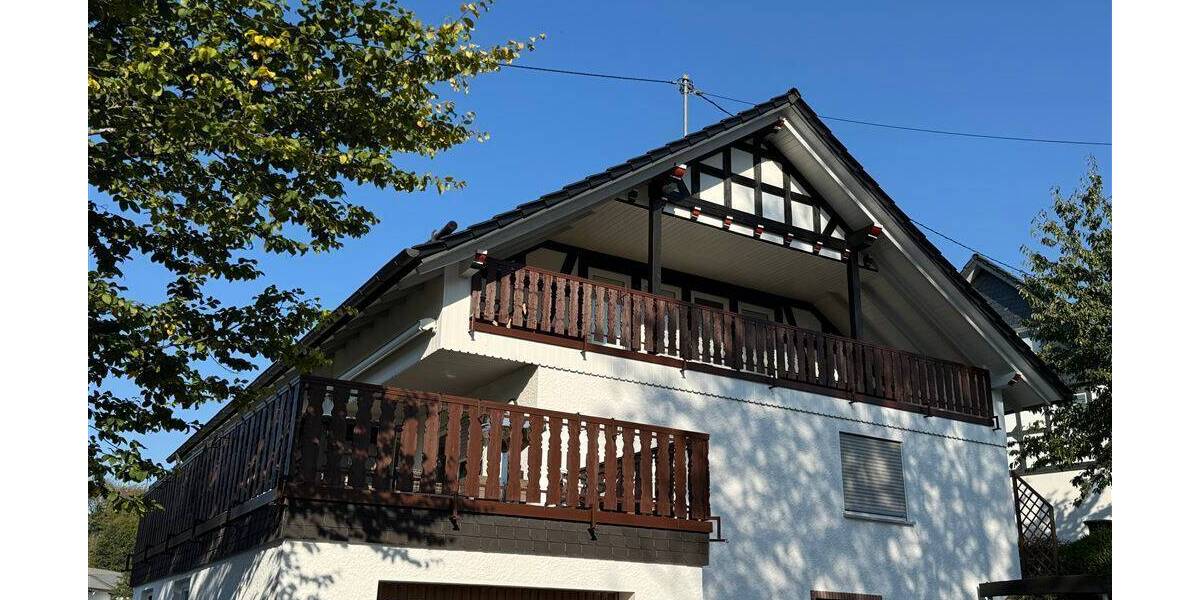 Mehrfamilienhaus, Wohnhaus Kirchhundem Oberhundem - 7 Zimmer, 200 m&sup2;, 259.000&euro; | Angebot:25734598