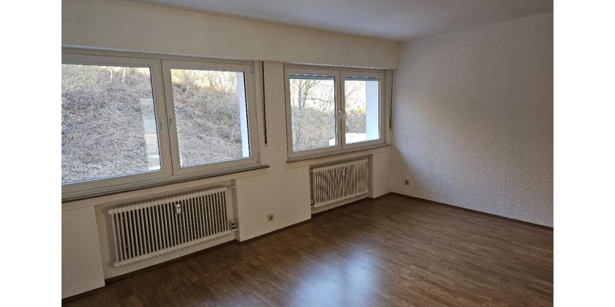 Etagenwohnung Reichshof - 3 Zimmer, 84 m&sup2;, 750&euro; | Angebot:25690778
