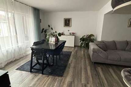 Wohnung Siegen - 3.5 Zimmer, 82 m&sup2;, 480&euro; | Angebot:24976560