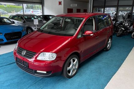 VW Touran 211.265 km 3.990 &euro; Freudenberg 57258