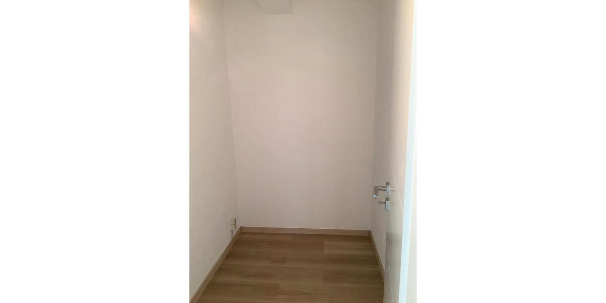 Erdgeschoßwohnung Siegen Eiserfeld - 2 Zimmer, 87 m&sup2;, 1.100&euro; | Angebot:25780055