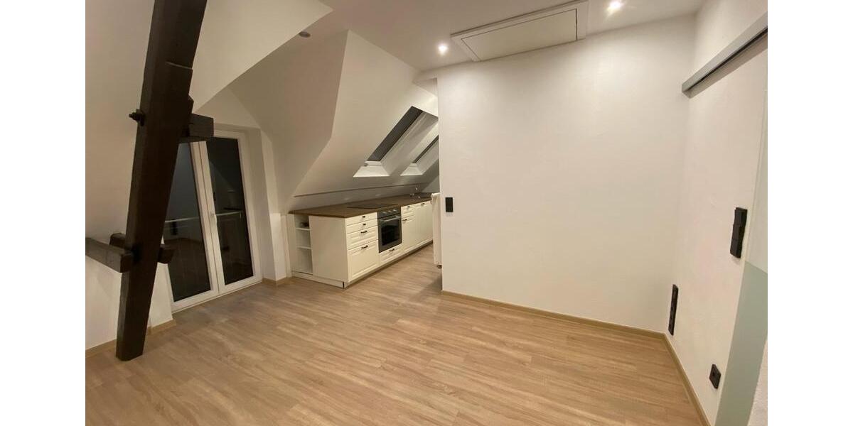 Dachgeschoßwohnung Kreuztal - 2 Zimmer, 50 m&sup2;, 550&euro; | Angebot:25871366