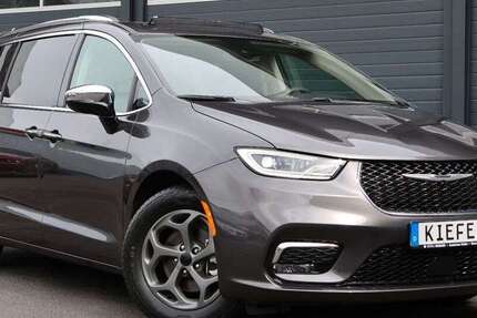 Chrysler Pacifica 51.652 km 32.950 &euro; Rennerod 56744