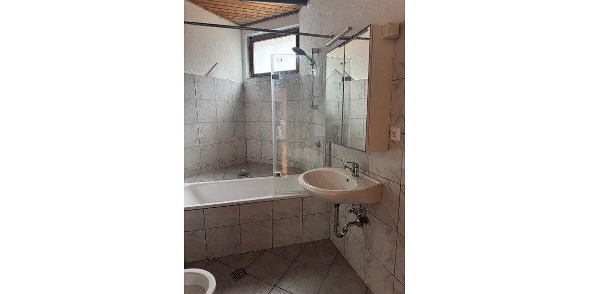 Erdgeschoßwohnung Siegen - 2 Zimmer, 57 m&sup2;, 425&euro; | Angebot:26038752