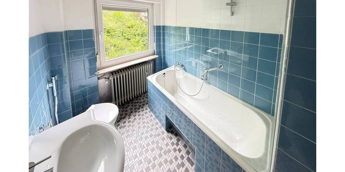Mehrfamilienhaus, Wohnhaus Brachbach - 6 Zimmer, 123 m&sup2;, 198.000&euro; | Angebot:25738120