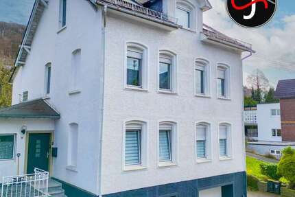 Haus Siegen Eiserfeld - 10 Zimmer, 218 m&sup2;, 332.000&euro; | Angebot:26421629