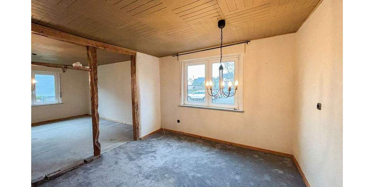 Einfamilienhaus Hamm VG - 7 Zimmer, 120 m&sup2;, 125.000&euro; | Angebot:25776417