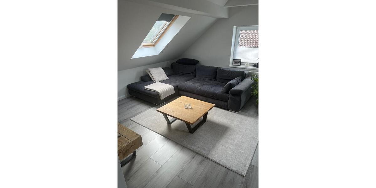 Dachgeschoßwohnung Herborn - 4 Zimmer, 100 m&sup2;, 900&euro; | Angebot:24868885