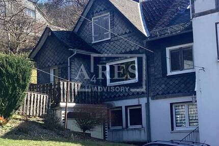 Haus Bad Laasphe Feudingen - 5 Zimmer, 116 m&sup2;, 18.900&euro; | Angebot:25744287