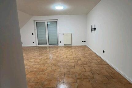 Wohnung Olpe - 3 Zimmer, 80 m&sup2;, 1.000&euro; | Angebot:25361907