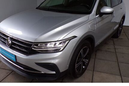 VW Tiguan 35.975 km 24.370 &euro; Lennestadt 57368