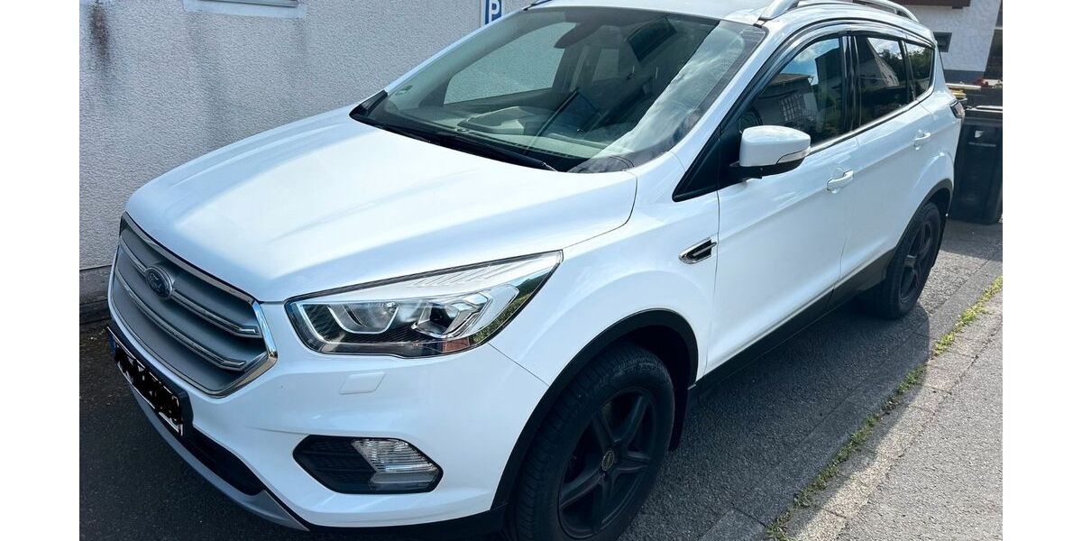 Ford Kuga 100.000 km 14.499 &euro; Kirchen (Sieg) 57548