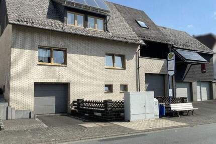 Haus Eschenburg / Eiershausen Eiershausen - 1 Zimmer, 234 m&sup2;, 429.000&euro; | Angebot:25674834