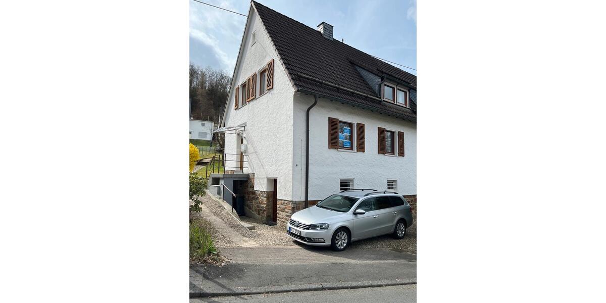 Doppelhaushälfte Siegen Eiserfeld - 4 Zimmer, 105 m&sup2;, 180.000&euro; | Angebot:26049519