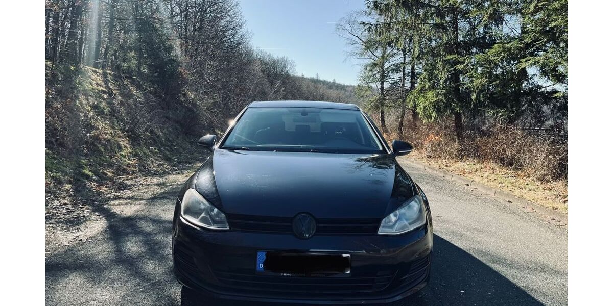 VW Golf 143.000 km 6.900 &euro; Burbach 57299