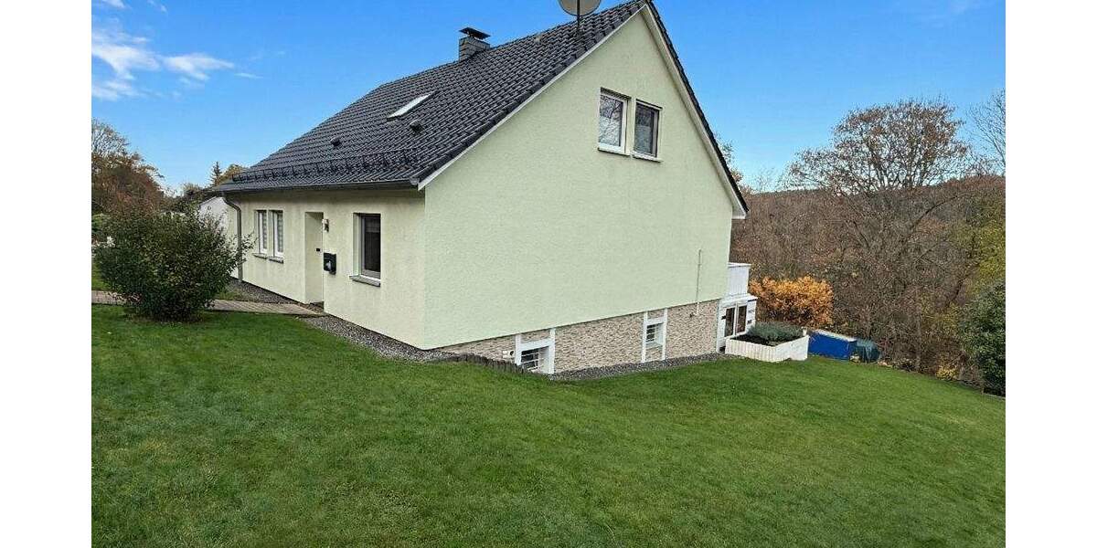 Einfamilienhaus Alsdorf - 4 Zimmer, 140 m&sup2;, 250.000&euro; | Angebot:25775950