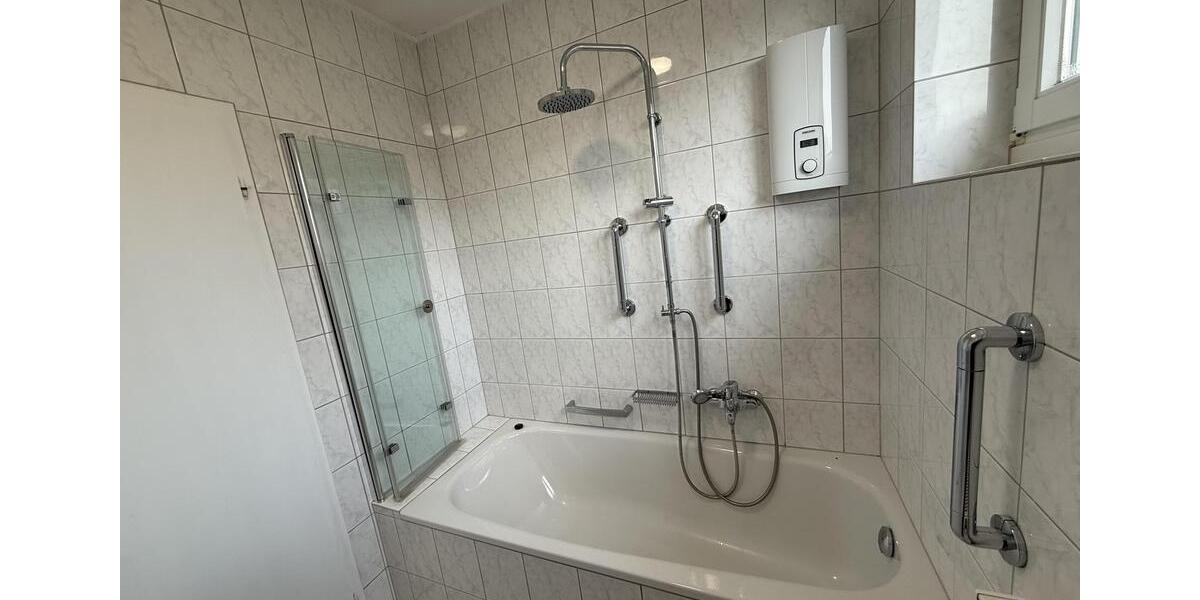 Etagenwohnung Siegen Kaan-Marienborn - 3 Zimmer, 96 m&sup2;, 960&euro; | Angebot:25884328