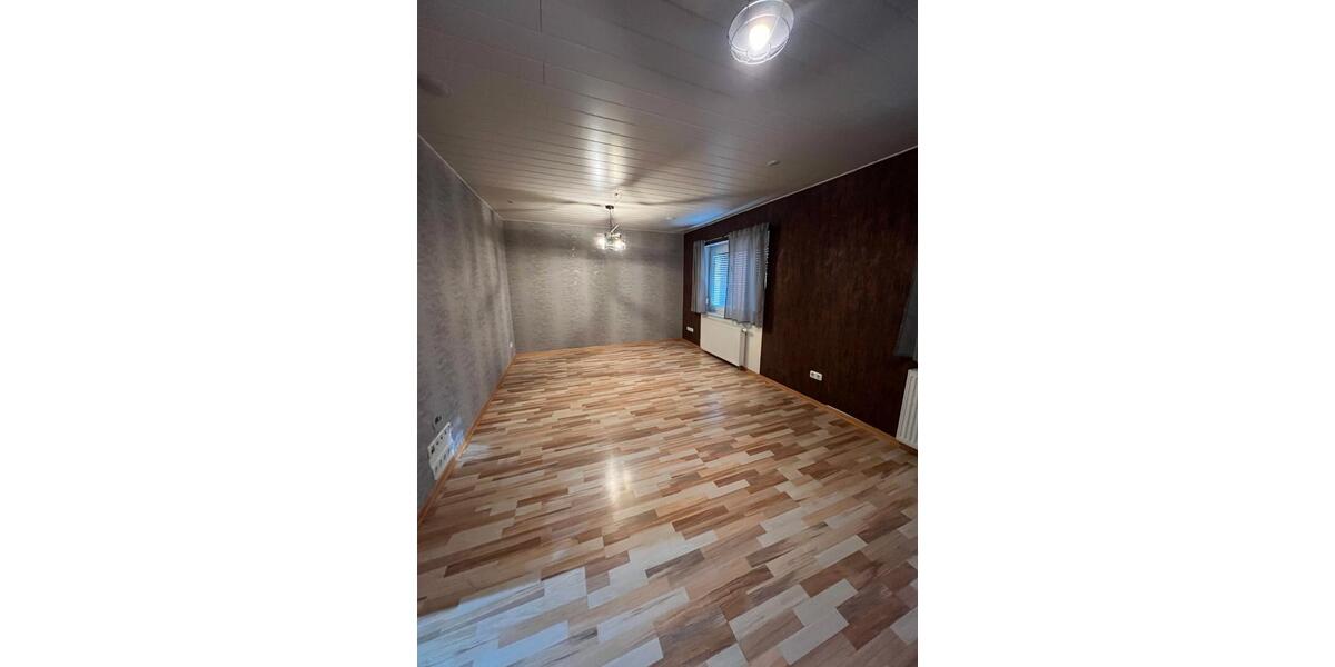 Einfamilienhaus Kirchen (Sieg) - 5 Zimmer, 110 m&sup2;, 770&euro; | Angebot:26563086