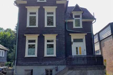 Haus Betzdorf - 10 Zimmer, 220 m&sup2;, 225.000&euro; | Angebot:22421537