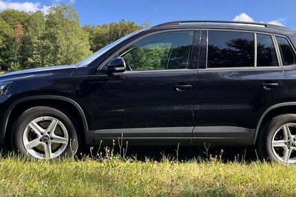 VW Tiguan 151.000 km 8.300 &euro; Burbach 57299