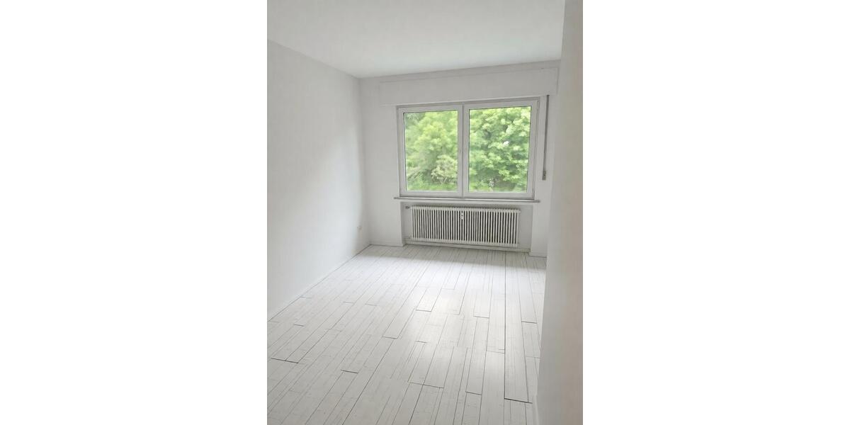 Etagenwohnung Reichshof - 4 Zimmer, 144 m&sup2;, 1.300&euro; | Angebot:26365967