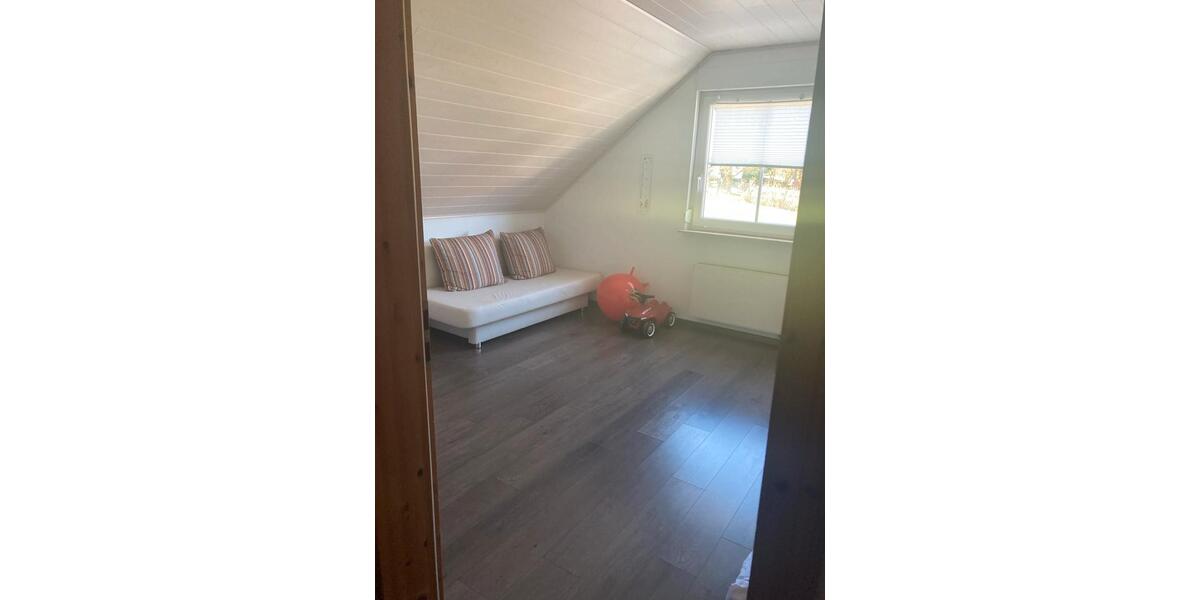 Einfamilienhaus Haiger - 6 Zimmer, 124 m&sup2;, 330.000&euro; | Angebot:26068930